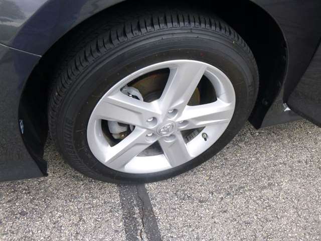 Toyota Camry 2014 photo 13